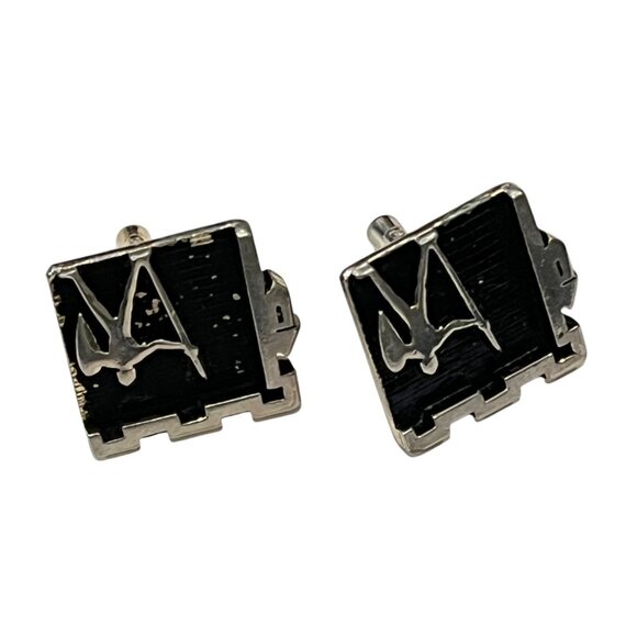 Vintage Medieval Knight Cufflinks With Castle Border Design - Picture 4 of 4